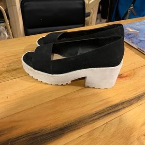Black platform sandals
